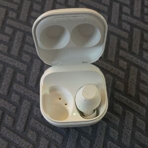 Samsung Galaxy Buds FE CASE & R EAR ONLY